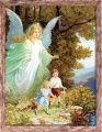 Obraz religijny dla dzieci Anioł Stróż w ramie brązowej z przetarciami