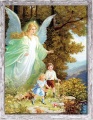 Obraz religijny dla dzieci Anioł Stróż w ramie szarej z przetarciami