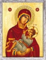 Obraz religijny Matka Boża z Dzieciątkiem Jezus w ramie brązowej z przetarciami