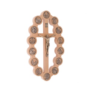 Krzyż drewniany z Drogą Krzyżową