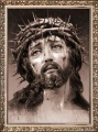 Obraz religijny Jezus Chrystus Umęczony w ramie z ornamentem