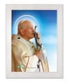 Obraz religijny Święty Jan Paweł II całujący pastorał w ramie białej