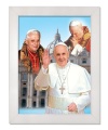 Obraz religijny Święty Jan Paweł II, Papież Benedykt XVI i Papież Franciszek w ramie białej