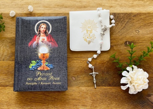 Zestaw komunijny - różaniec serduszka, etui i modlitewnik
