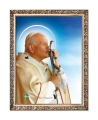 Obraz religijny Święty Jan Paweł II całujący pastorał w ramie z ornamentem